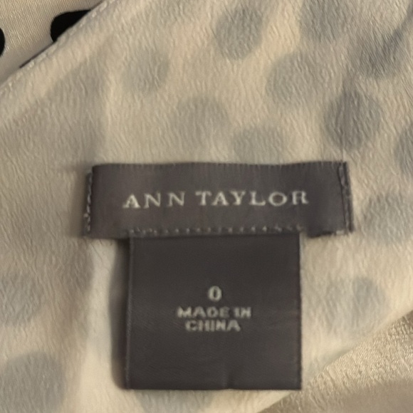 Ann Taylor ivory black polka dot sleeveless‎ 100% silk mid length dress Sz 0 - Picture 5 of 7